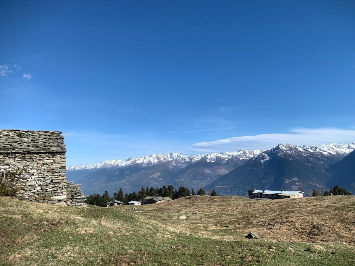 Chalet Baita Delle Favole Di Rosarita Berbenno di Valtellina ภายนอก รูปภาพ